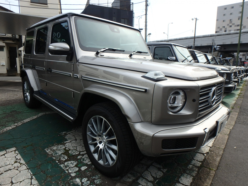 メルセデスベンツ Gクラス G400d　AMGライン ラグジュアリーPKG　アダプティブダンピングシステム　新車ワンオーナー　モハーベシルバー