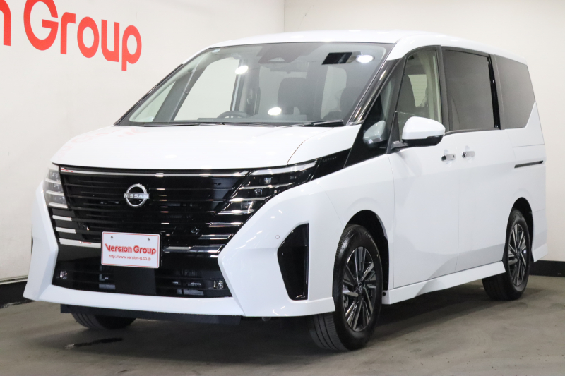 日産 セレナ eパワー　ハイウェイスターV　新車保証継承付　ワンオーナー　禁煙車　インテリジェントルームミラー　12．3inナビ　フルセグ　全周囲カメラ　HDMI端子　プロパイロット　置くだけ充電　LED　オートライト　両側PSD　16AW