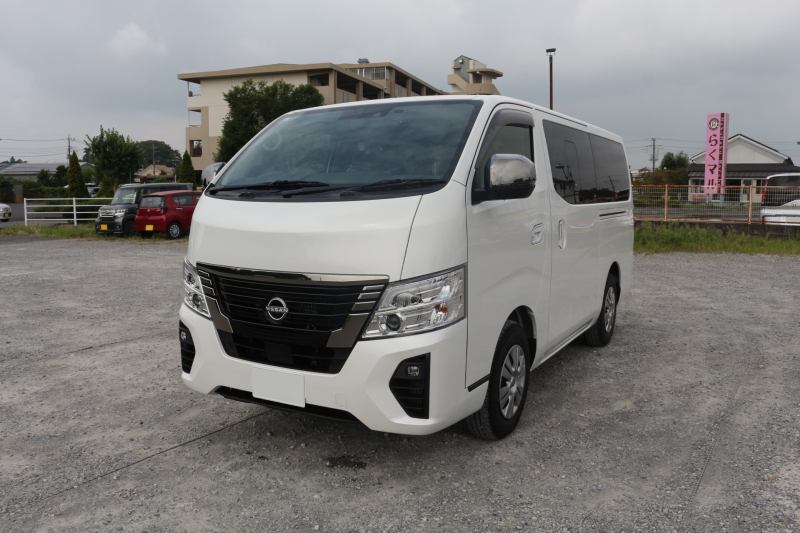 日産 キャラバン GRANDプレミアムGX　2.0G　2WD　3列7人乗り5ナンバーワゴン乗用登録