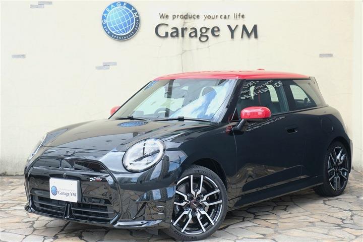 MINI(ミニ) ミニ クーパーSE　JCWトリム