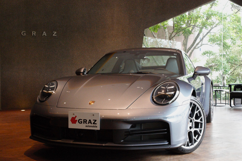 ポルシェ 911(Type992) Carrera  PDK   左H　自社オーダー　スポクロ/エグ　2トーンレザー　BOSE