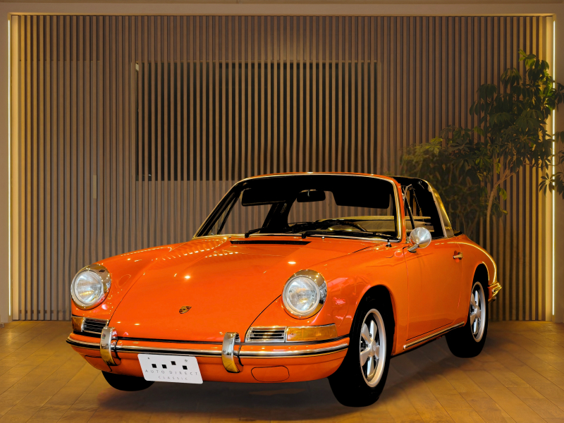 912