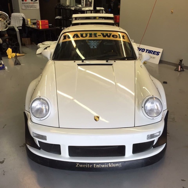 ポルシェ 911(Type930) RWB930