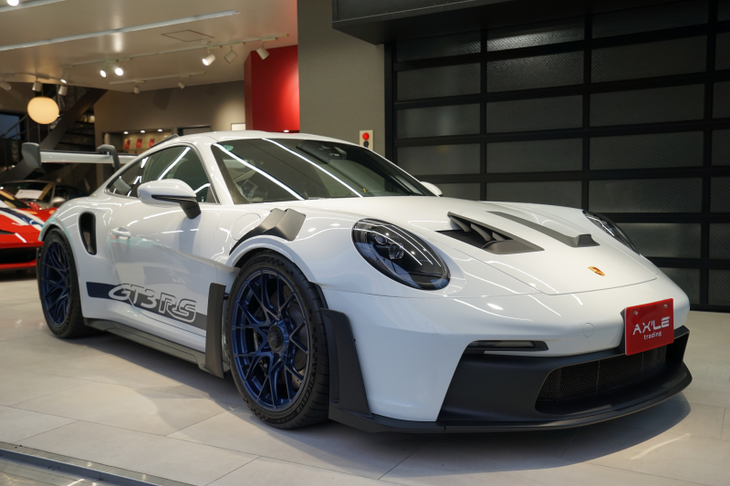 ポルシェ 911(Type992) GT3RS　ディーラー車　左ハンドル　Fリフティング　クラブスポーツ　インディゴブルー軽量鍛造アロイホイール