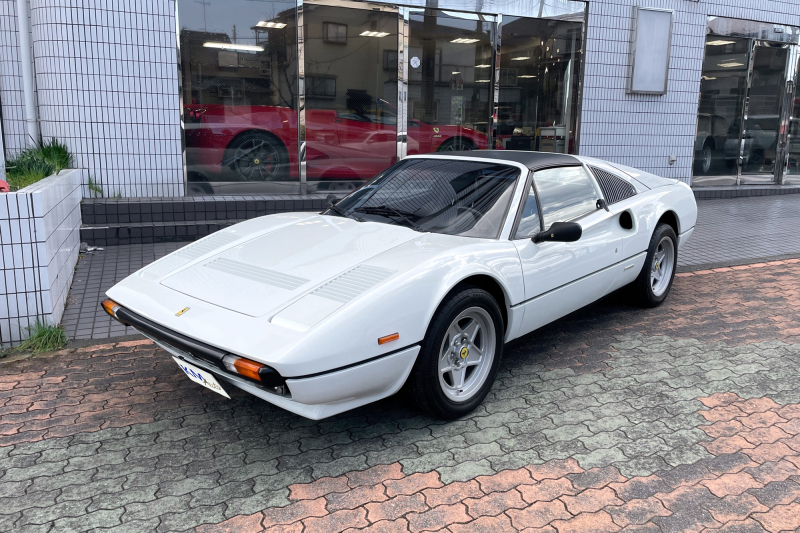 フェラーリ 308 GTS クワトロヴァルヴォーレ　ヨーロッパ新車並行