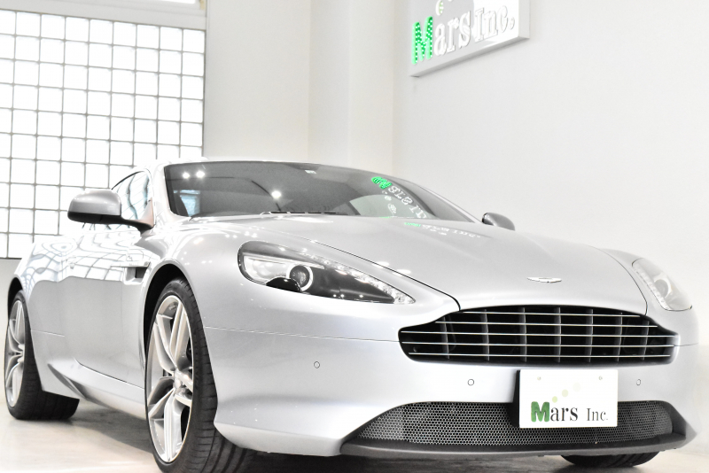 アストンマーティン DB9 タッチトロニックⅡ 正規ディーラー車 後期型 スペシャルボディカラー クリスタルキー 20インチAW レザールーフライニング 開閉式SDナビゲーション 地上デジタルTVチューナー カーボンセラミックブレーキ 右ハンドル