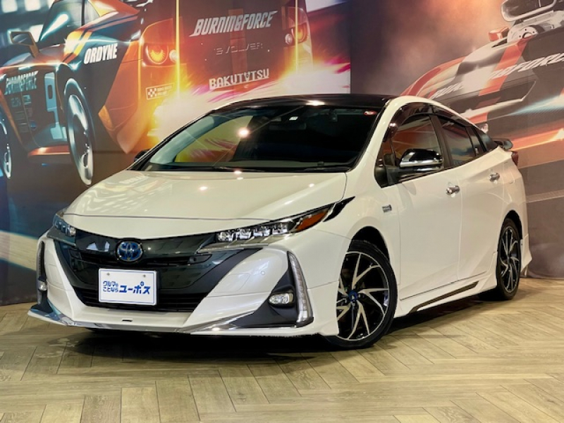 トヨタ プリウスPHV Sセーフティーパッケージ　モデリスタフルエアロ　モデリスタ17インチアルミ　純正ナビ（Bluetooth／DVD／CD／フルセグ）　全方位モニター　トヨタセーフティーセンス　ETC　BSM　充電ケーブル有　クルーズコントロール