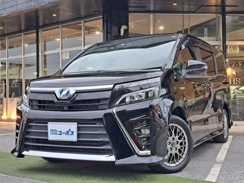 トヨタ ヴォクシー ハイブリッドZS　OP5年保証対象車　ワンオーナー　パワースライドドア　革巻きステアリング　クルーズコントロール