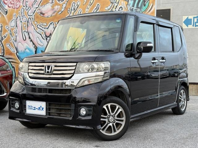 ホンダ N-BOX Costom　G　SSパッケージ　純正8インチナビ（フルセグ／CD／DVD／Bluetooth／HDMI／AUX）　両側パワースライドドア