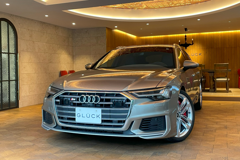 アウディ S6 2.9 Avant quattro　ワンオーナー パノラマサンルーフ 21インチアルミホイール レッドブレーキキャリパー HDマトリクスLEDヘッドライト カーボンツイルデコラティブパネル