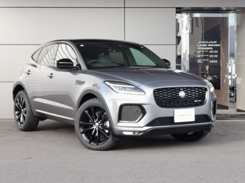 ジャガー E-PACE R-Dynamic SE 2.0L D200 AWD 1オーナー 禁煙車 ヒーター＆クーラー付フロントシート ヒーター付リアシート ステアリングヒーター 20AW（グロスブラック） ブラックPK TFTメーター ワイヤレスデバイスチャージング  プレミアムLEDヘッドライト