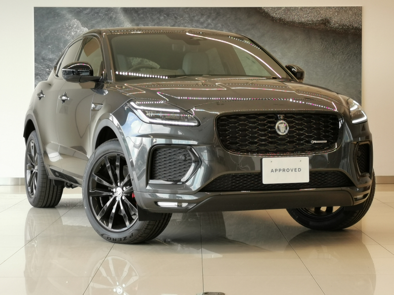 ジャガー E-PACE R-Dynamic SE P250 クリアサイトインテリアリアビューミラー パワージェスチャーテールゲート コールドクライメート ステアリングホイールヒーター フロントシートヒーター ワイヤレスデバイスチャージング