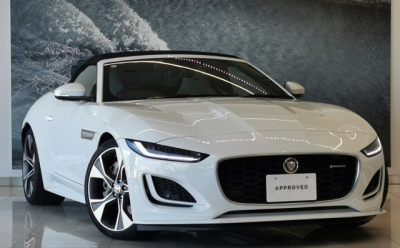 ジャガー Fタイプ Rダイナミック2.0L P300 エクステリアデザインパック 電動6Wayシート/シートヒーター MERIDIAサウンド プレミアムLEDヘッドライト/シグネチャーDRL フロント＆リアパーキングエイド クルーズコントロール OP20AW