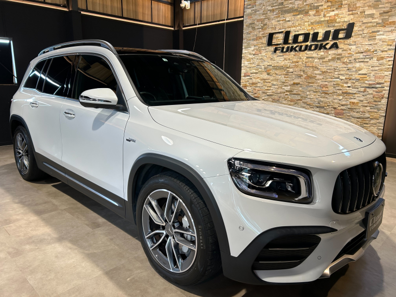 AMG GLB GLB35 4MATIC　パノラミックスライディングルーフ　パフォーマンスPKG　 ブラック×グレー革