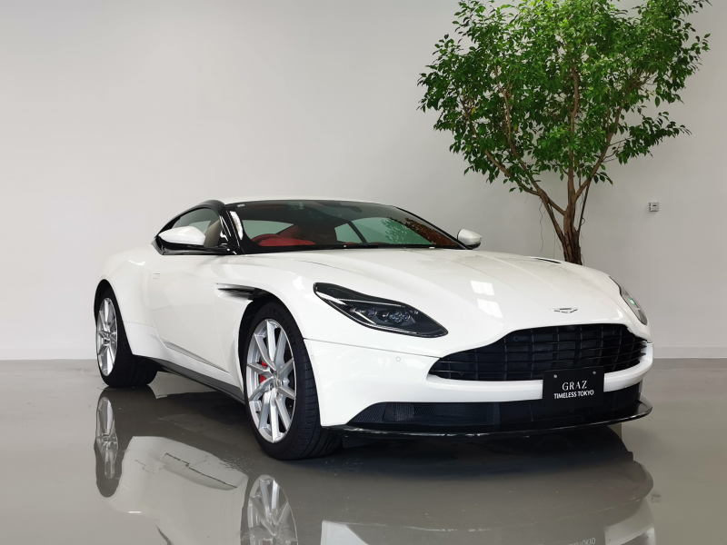 アストンマーティン DB11 4.0L V8Twinturbo 510hp RWD RHD