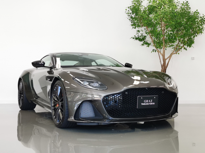 アストンマーティン DBS SuperLeggera 5.2L V12 TwinTurbo 725hp RWD LHD