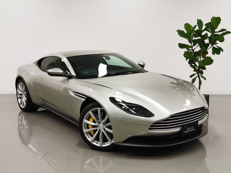 アストンマーティン DB11 4.0L V8Twinturbo 510hp RWD RHD