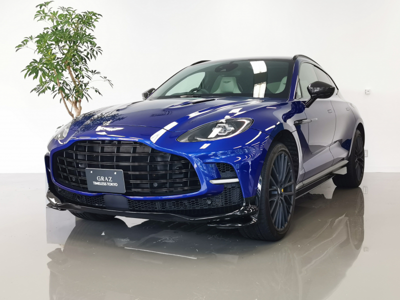 アストンマーティン DBX 707 V8 AWD  法人1オーナー インテリアInspire Sport Duotone カーボンファイバーエクステリアパック 23インチ鍛造315Mhzホイール タイヤ4本新品