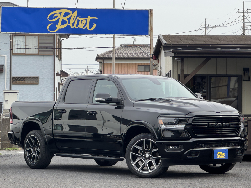 ダッジ ラム ピックアップ ブラックアビアランスPKG 4WD 新車並行車