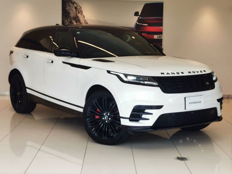 ランドローバー レンジローバー VELAR ダイナミックSE 2.0L D200 AWD 1オーナー 黒白革シート サンルーフ フロントシートヒーター＆クーラー、リアシートヒーター MERIDIAN™サウンド 22インチアルミホイール ワイヤレスデバイスチャージング 電子制御エアサスペンション