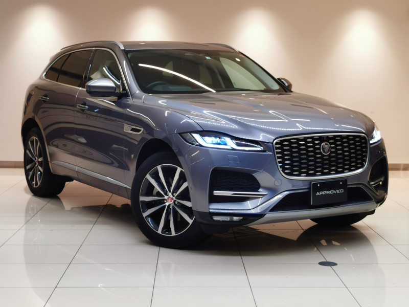 ジャガー F-PACE S2.0L P250 AWD 1オーナー 黒革シート シートヒーター シートクーラー MERIDIANサウンドシステム 電動テレスコピック パワーテールゲート AppleCarPlay / Android Auto